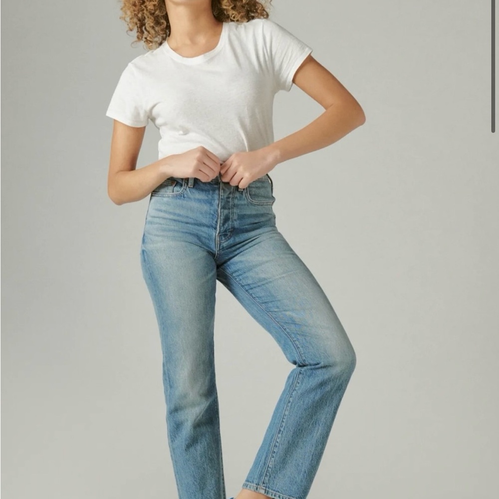 Lucky Brand Blue Straight Leg Jeans NWT